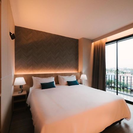 56 Hotel Bangkok Buitenkant foto